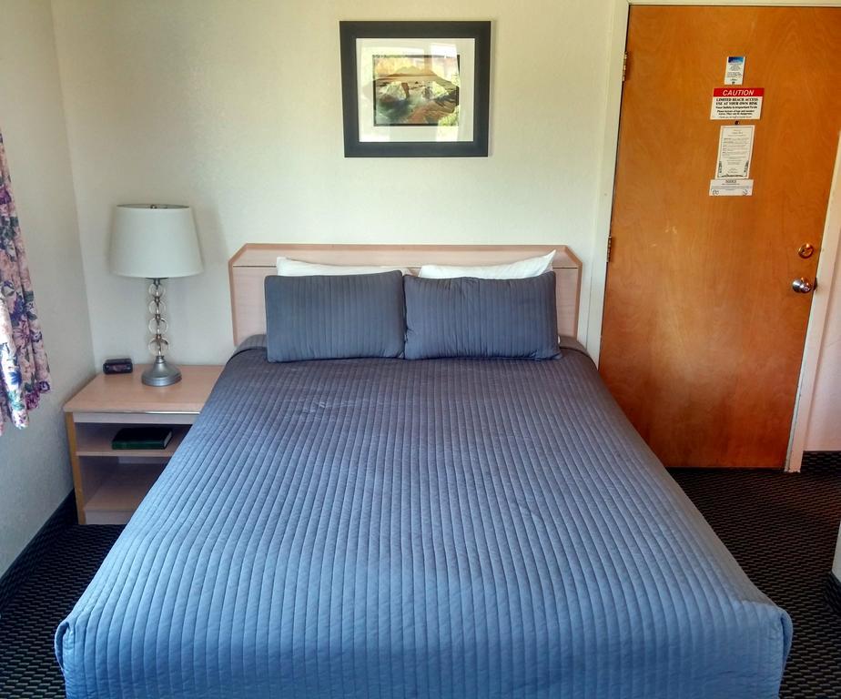 Surfside Resort Рокълей Бийч Екстериор снимка